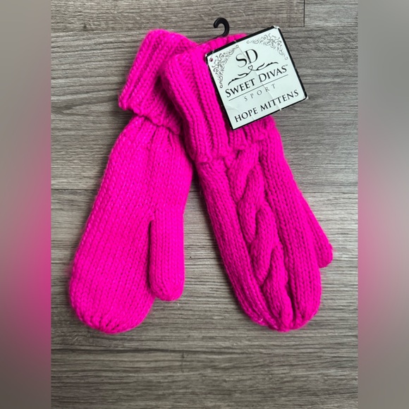 Pink Hope Mittens - Picture 1 of 2